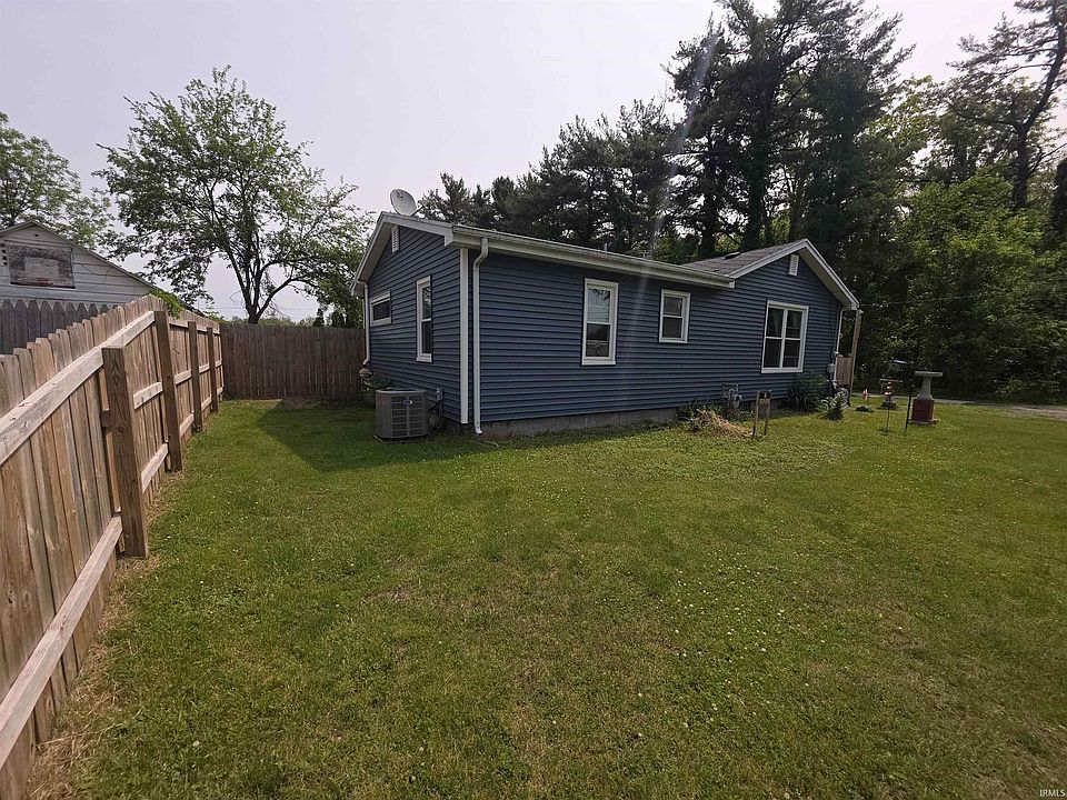 2nd image of 3420 Polo Ave