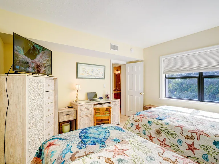 1289 NE Ocean Blvd #10 — Photo 25