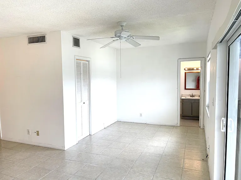 5501 NW 2nd Ave #313 — Photo 9