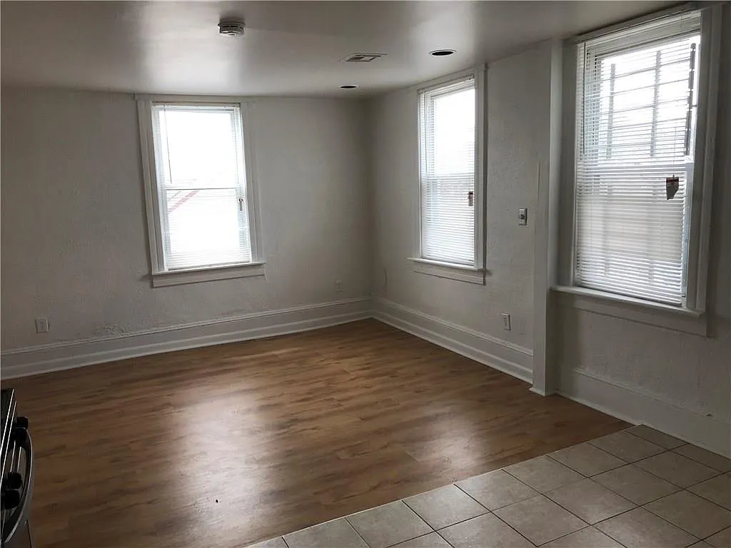 47 Bordentown Ave photo 1