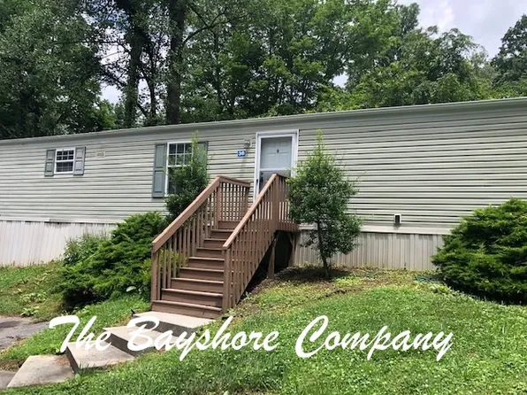 30 Aqua Dr, Black Mountain, NC 28711