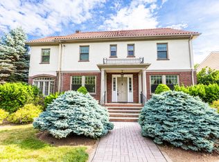 22 Serafin Pl, Glen Rock, NJ 07452