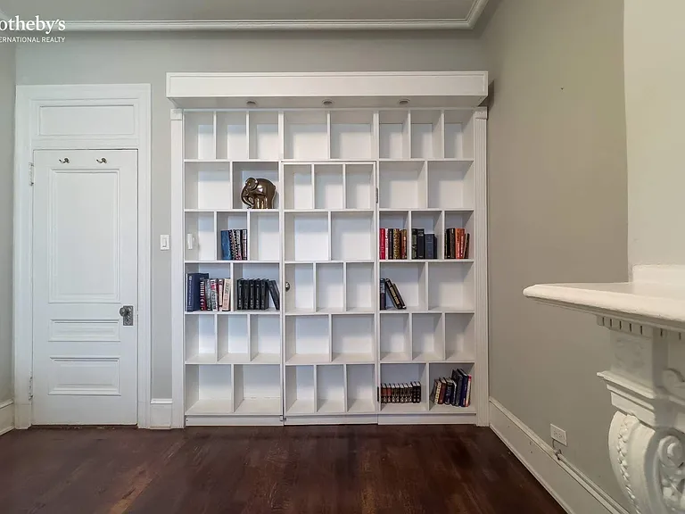 2109 Broadway #112 — Photo 3