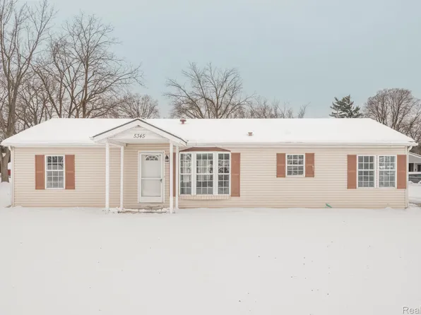 5345 Vincent Ave, Waterford, MI 48327