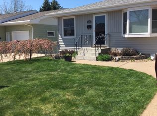 506 S 16th St, Bismarck, ND 58504