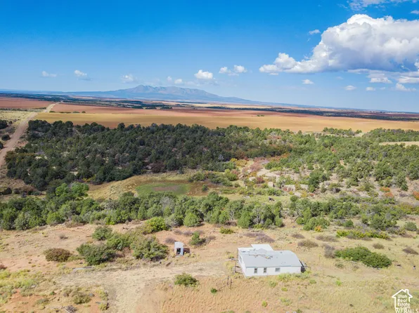 173 E County Road 343 Bartons Rd, Monticello, UT 84535