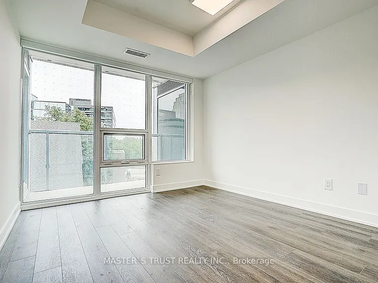 609 Sherbourne St #305 — Photo 14