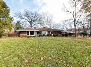 257 N Woodland Dr, Mount Prospect, IL 60056