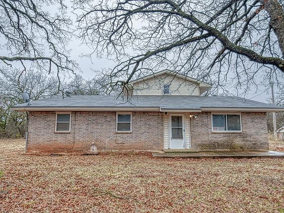 2nd image of 2448 County Street 2985