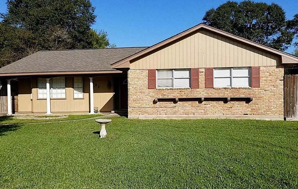 1st image of 2303 Brae Ln