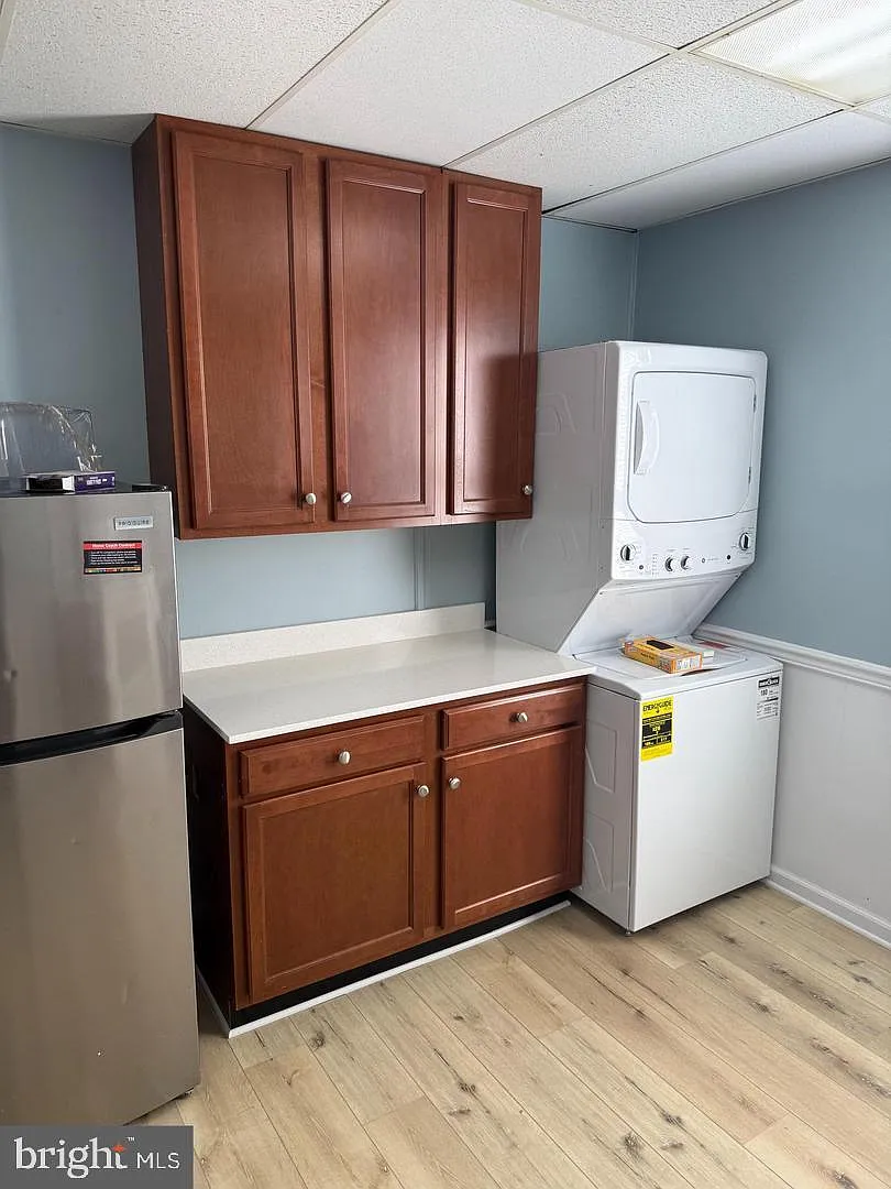 1 bed, 1.0 bath, 855 sqft, $1,100 — Photo 2
