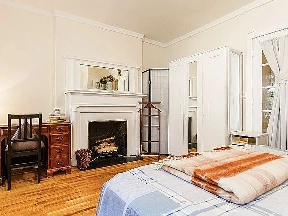 5th image of 128 E 36th St #3FL1