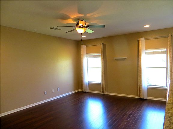 3rd image of 1900 Little Elm Trl APT 111
