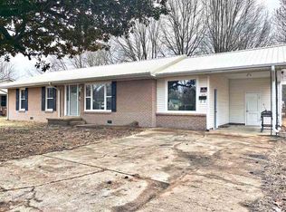 619 Maywood Dr, Lexington, TN 38351