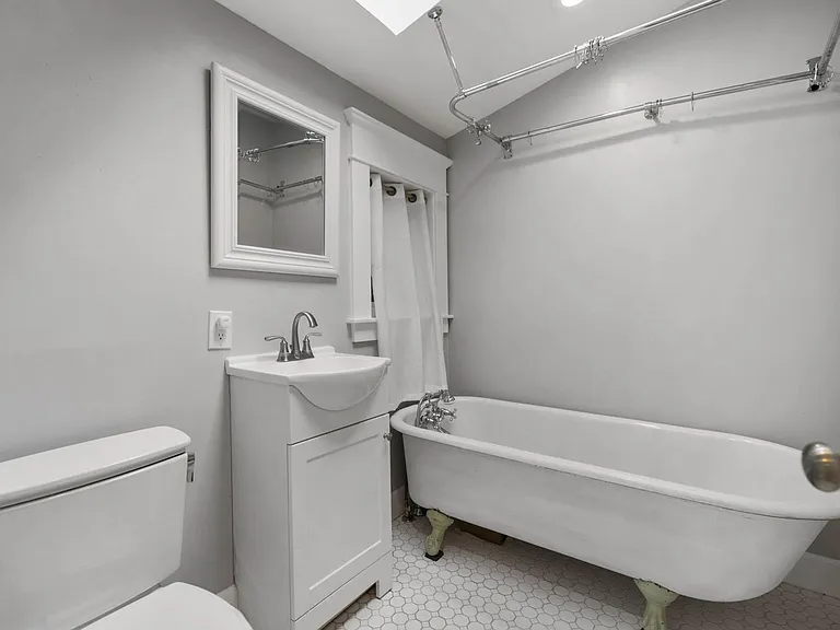 712 SW 3rd Pl — Photo 24