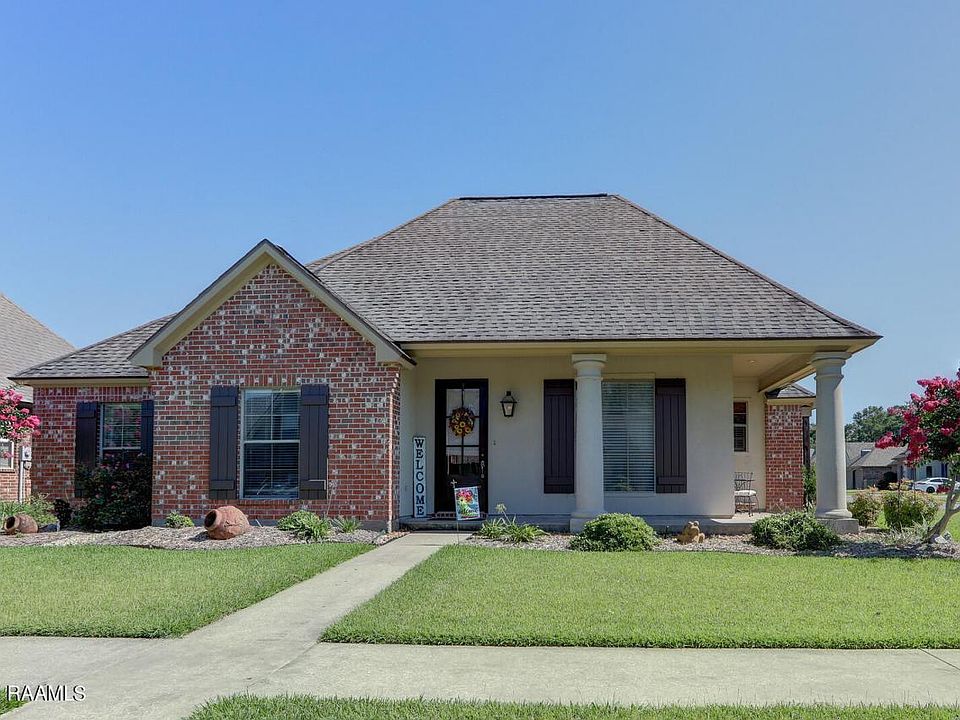1st image of 513 Cypress Cv