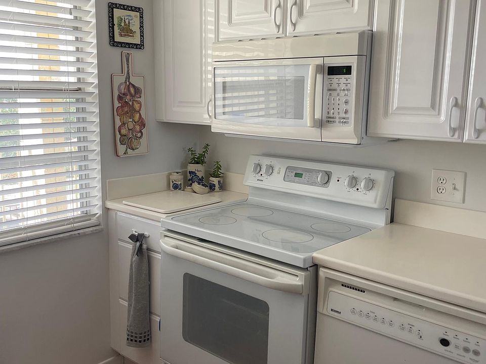 Spring Lake Towers Apartments Winter Haven, FL Zillow