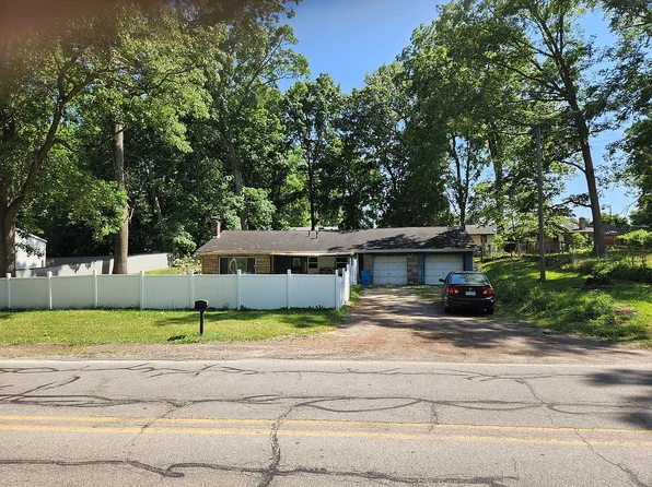 2512 Lake St, Niles, MI 49120