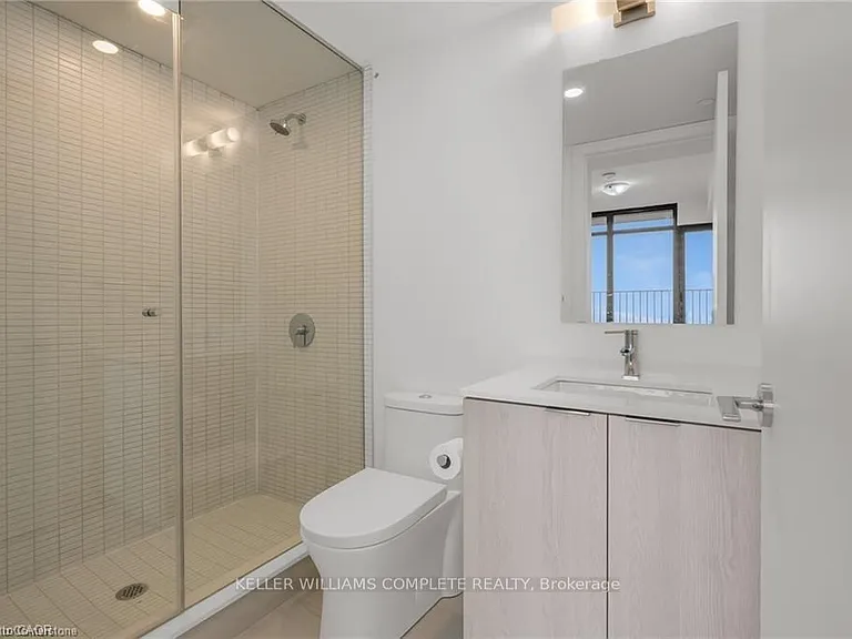 1 Jarvis St #526 — Photo 10