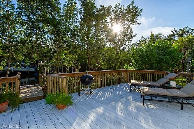 1st image of 5256 Punta Caloosa Ct