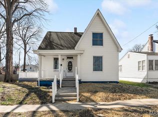 425 W 3rd St, O'Fallon, IL 62269