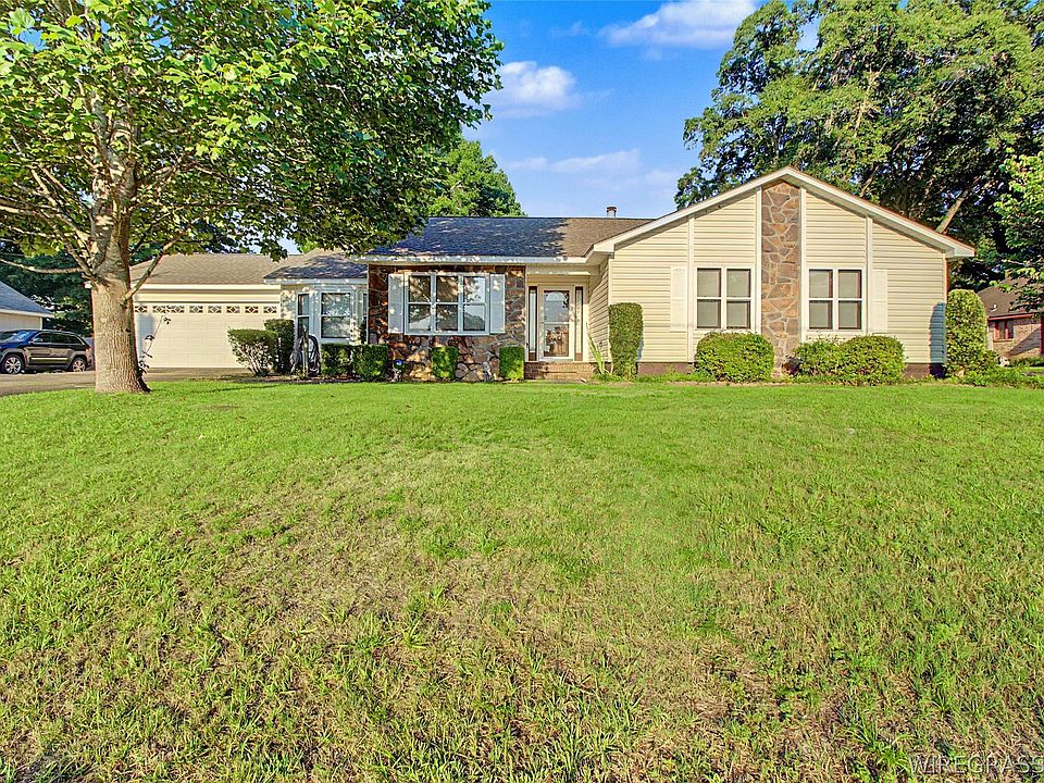 1st image of 108 Wildwood Dr