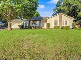 108 Wildwood Dr, Enterprise, AL 36330