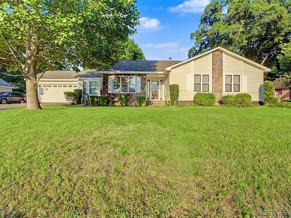 108 Wildwood Dr, Enterprise, AL 36330