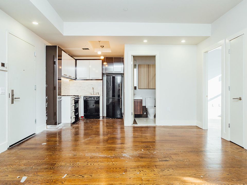 1st image of 137 Manhattan Ave #201B