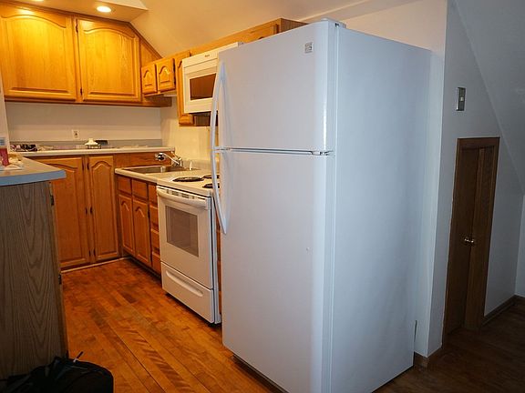 3rd image of 3955 Lyndale Ave S #3