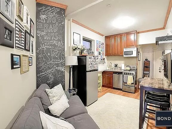 4th image of 126 Macdougal St APT 3A