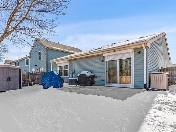 4th image of 1176 Robin Dr #0