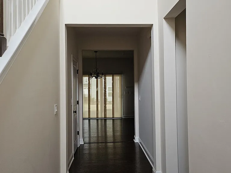 1140 Premier Key Dr — Photo 8
