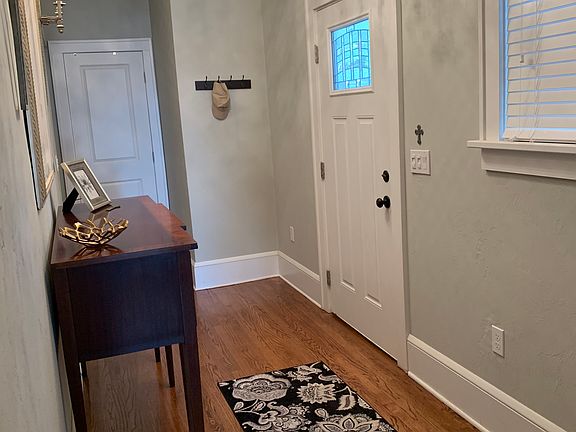 3rd image of 1035 Chaffee Pl