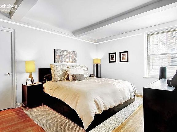 3rd image of 302 W 12th St APT 4H
