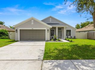 384 Fountainview Cir, Oldsmar, FL 34677