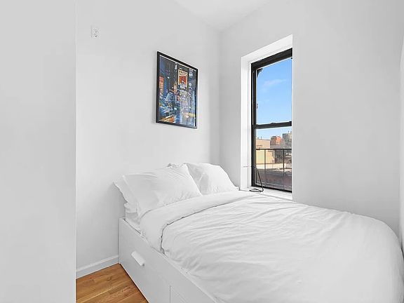 5th image of 168 Stanton St #5A