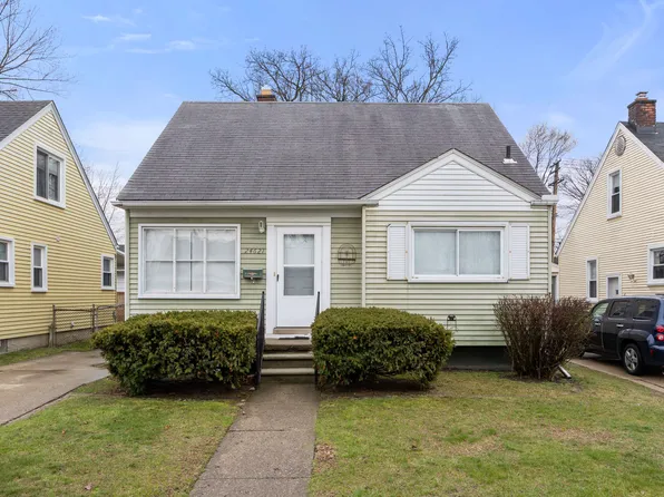 24621 Cooke St, Dearborn, MI 48124