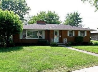 707 Palladium Dr E, Joliet, IL
