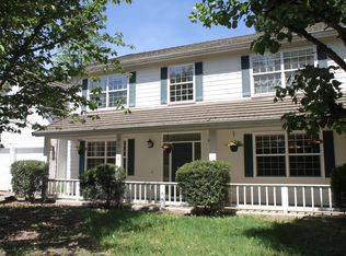 1102 W D St, Springfield, OR 97477