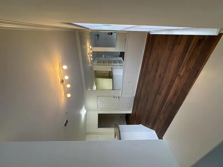 Wesley St. James Apartments at Sandy Springs — Photo 131
