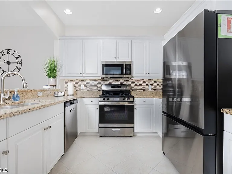 3181 Cottonwood Bnd #901 — Photo 12
