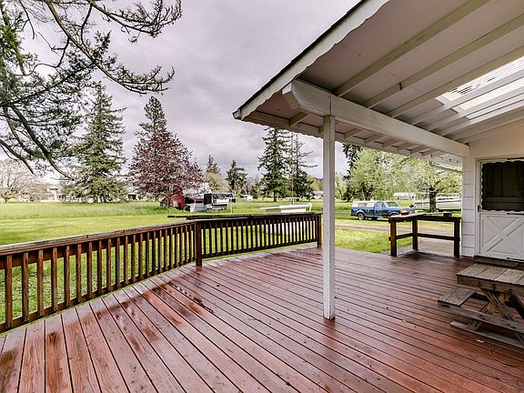 4th image of 83345 Hoagland Ln