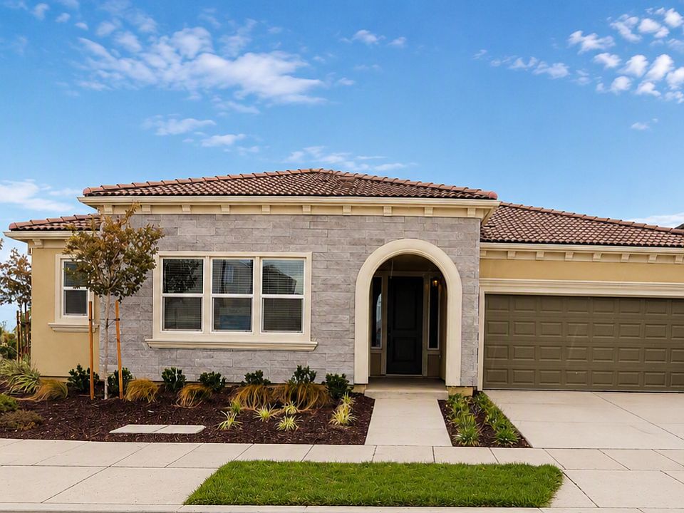1st image of 367/369 W Calabria Dr