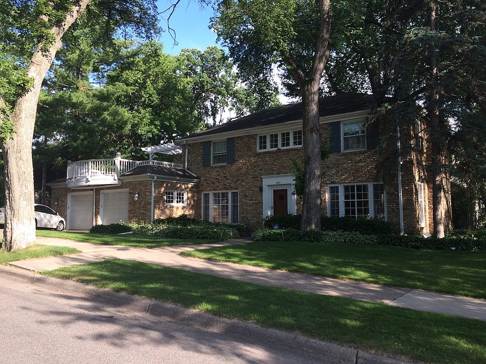 1st image of 4901 Queen Ave S