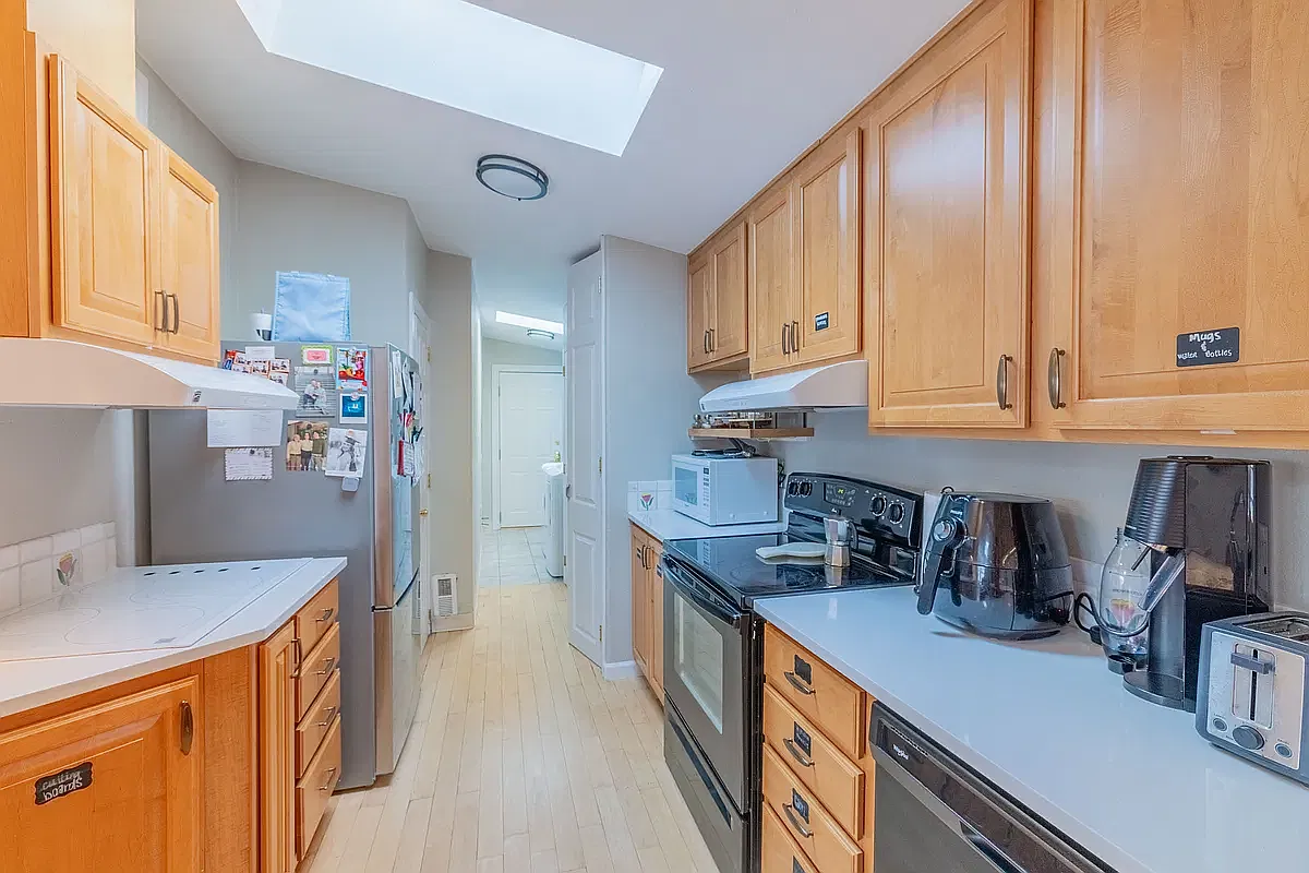 477 S Jasmine St — Photo 4