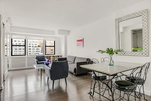 Sold by Compass | media 1