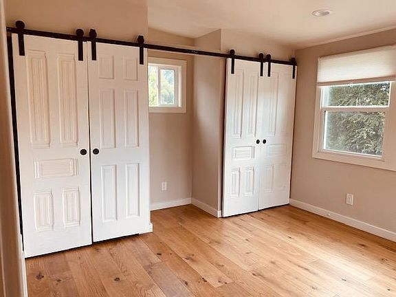 2 closets in bedroom
