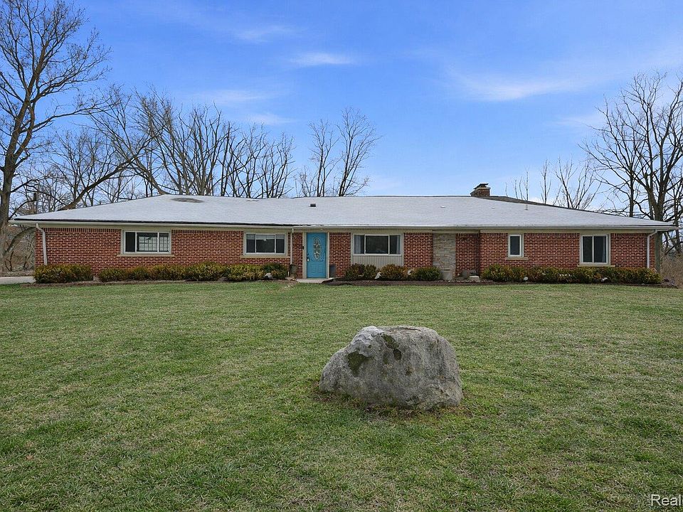 1st image of 29750 Bristol Ln