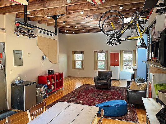 1st image of 284 Putnam Ave APT 3